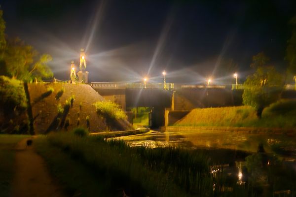 le Pont Canal de nuit
