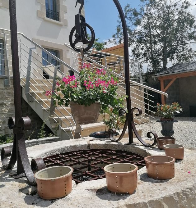Le gîte Entre Loyre et Canaux accueille de 1 jusqu’à 15 personnes, à la nuitée par chambre ou la maison en sa totalité. Un anniversaire à fêter en famille, le gîte Entre Loyre et Canaux peut vous accueillir jusqu’à 15 couchages.